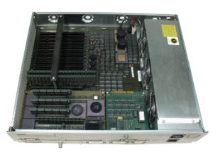DECstation-5000-200-hdr-0a.jpg