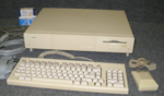 Amiga 1000 with accessories.png