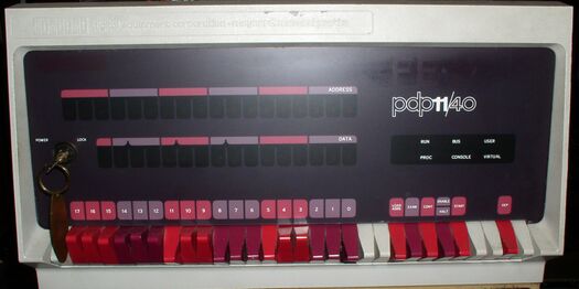KY11-D Programmer's Console - Computer History Wiki